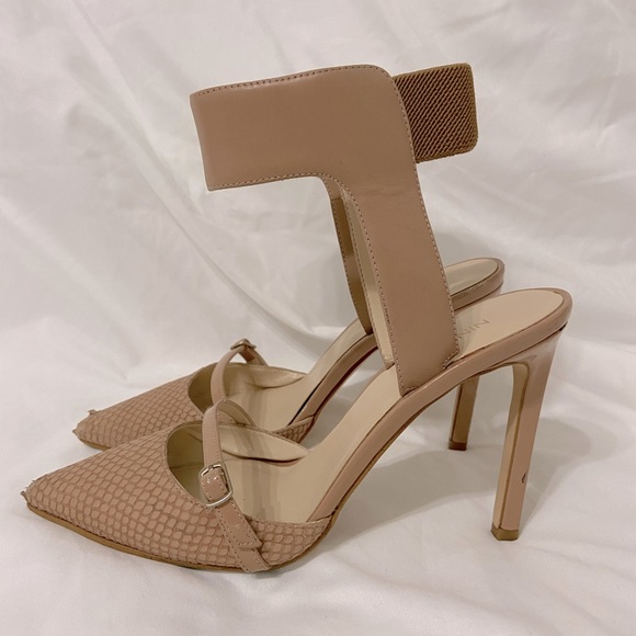 Nine West heels mules in nude size 6 - Picture 3 of 7